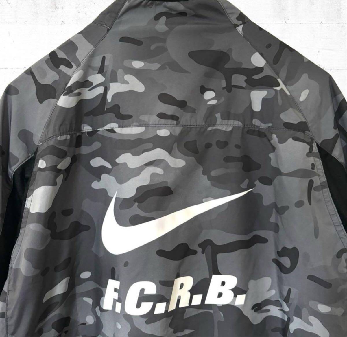 美品 超希少 FCRB NIKE コラボ カモフラ 迷彩 ナイロンジャケット