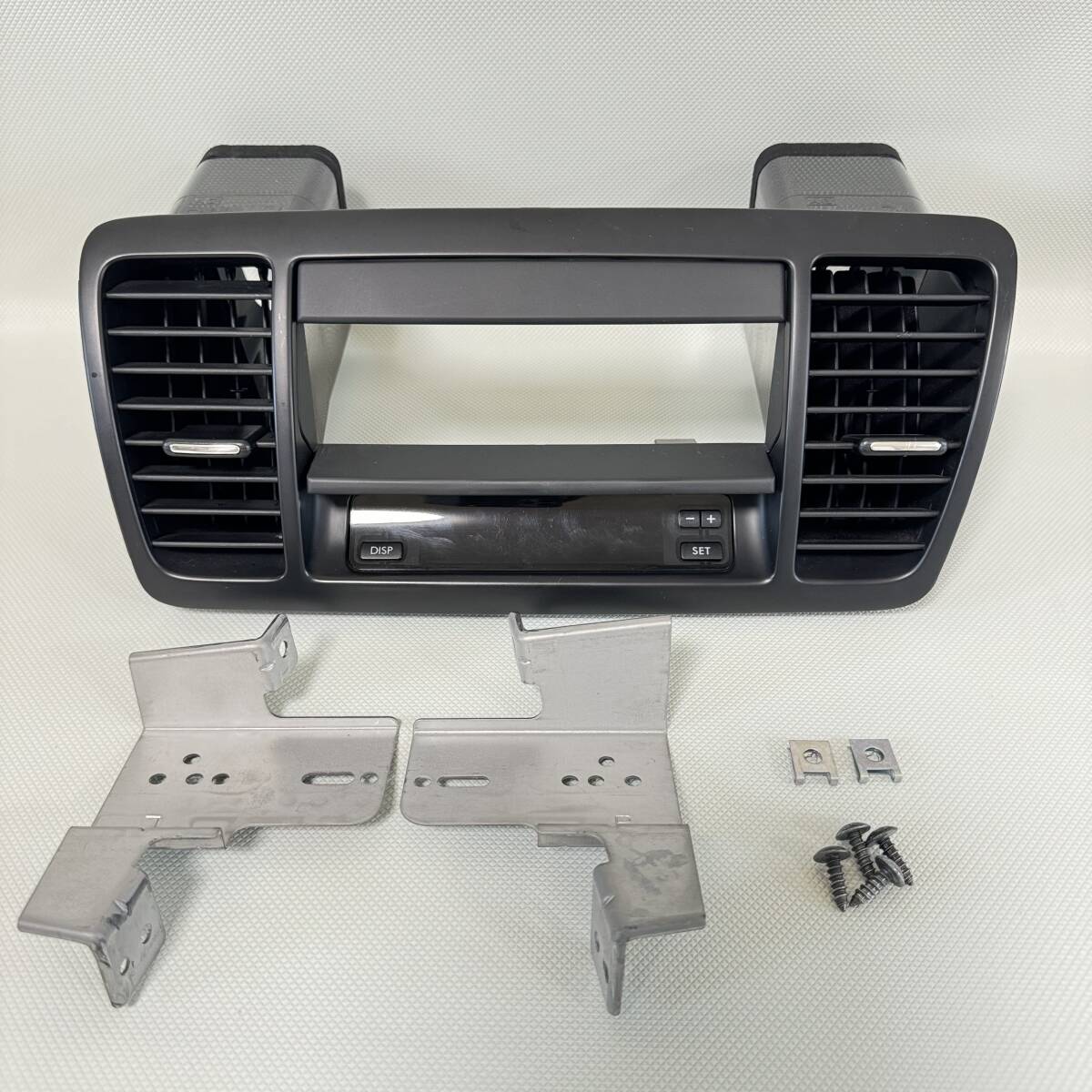 レガシィ 純正 センターパネル ディスプレイ付き エアコン吹き出し口