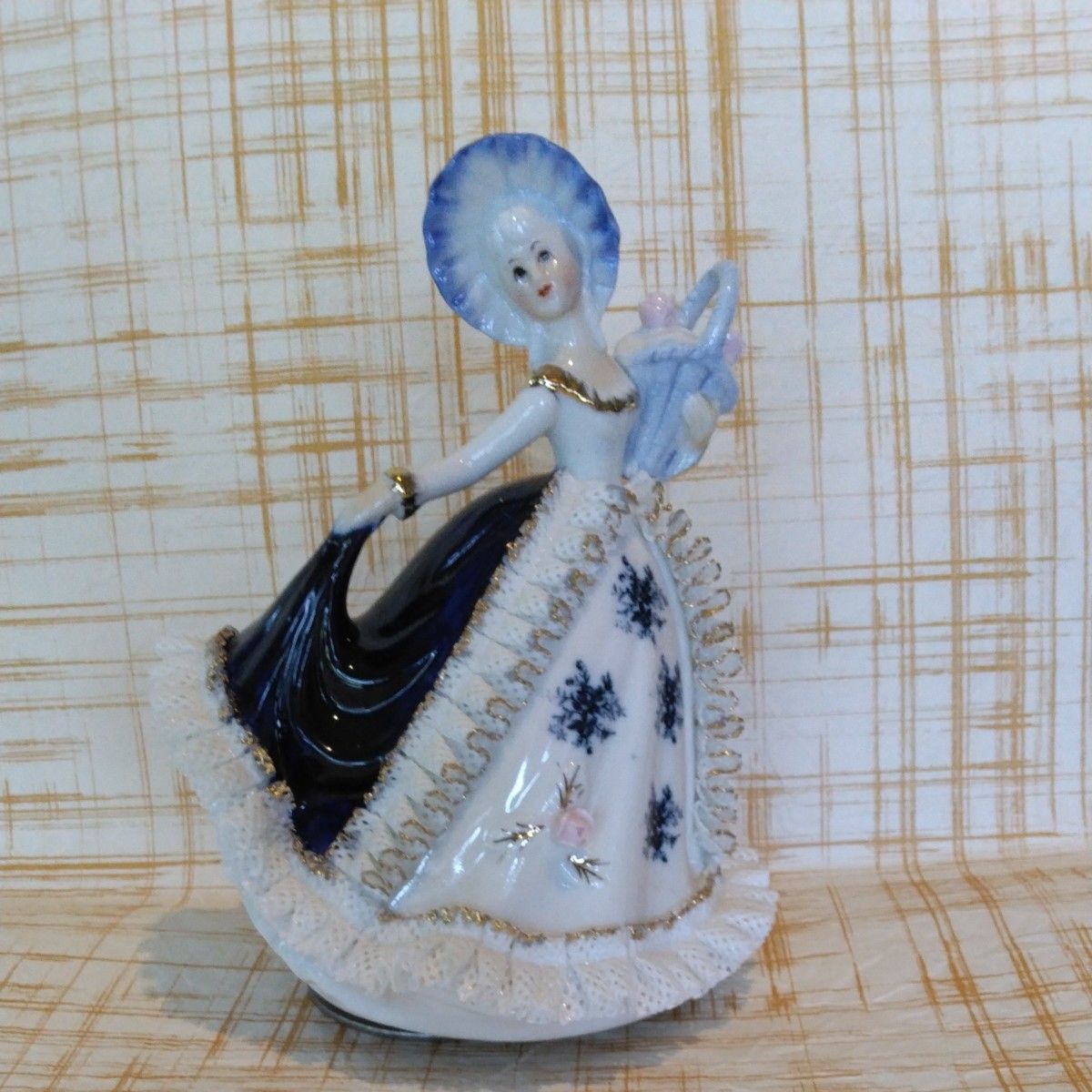 陶器製オルゴール付人形 「世界に1つだけの花」 オルゴール｜Yahoo