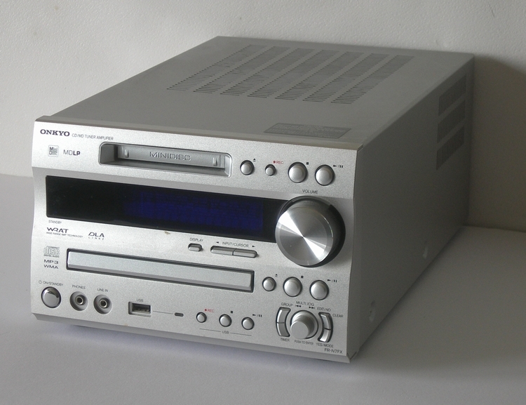 ONKYO オンキヨーFR-N7FX本体のみ ジャンク FR-N7FX CD⁄MDチューナー