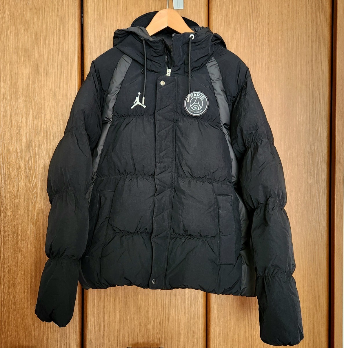 パリサンジェルマン ジョーダン PSG JORDAN ダウンジャケット
