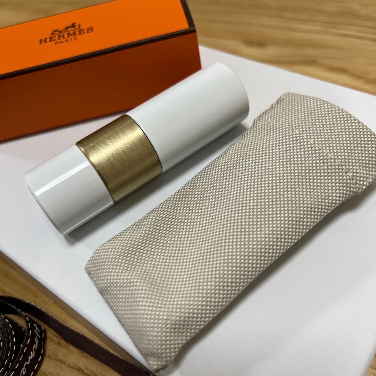 未使用品 エルメス HERMES リップ ケース 空箱 リボン 箱付 ボーム