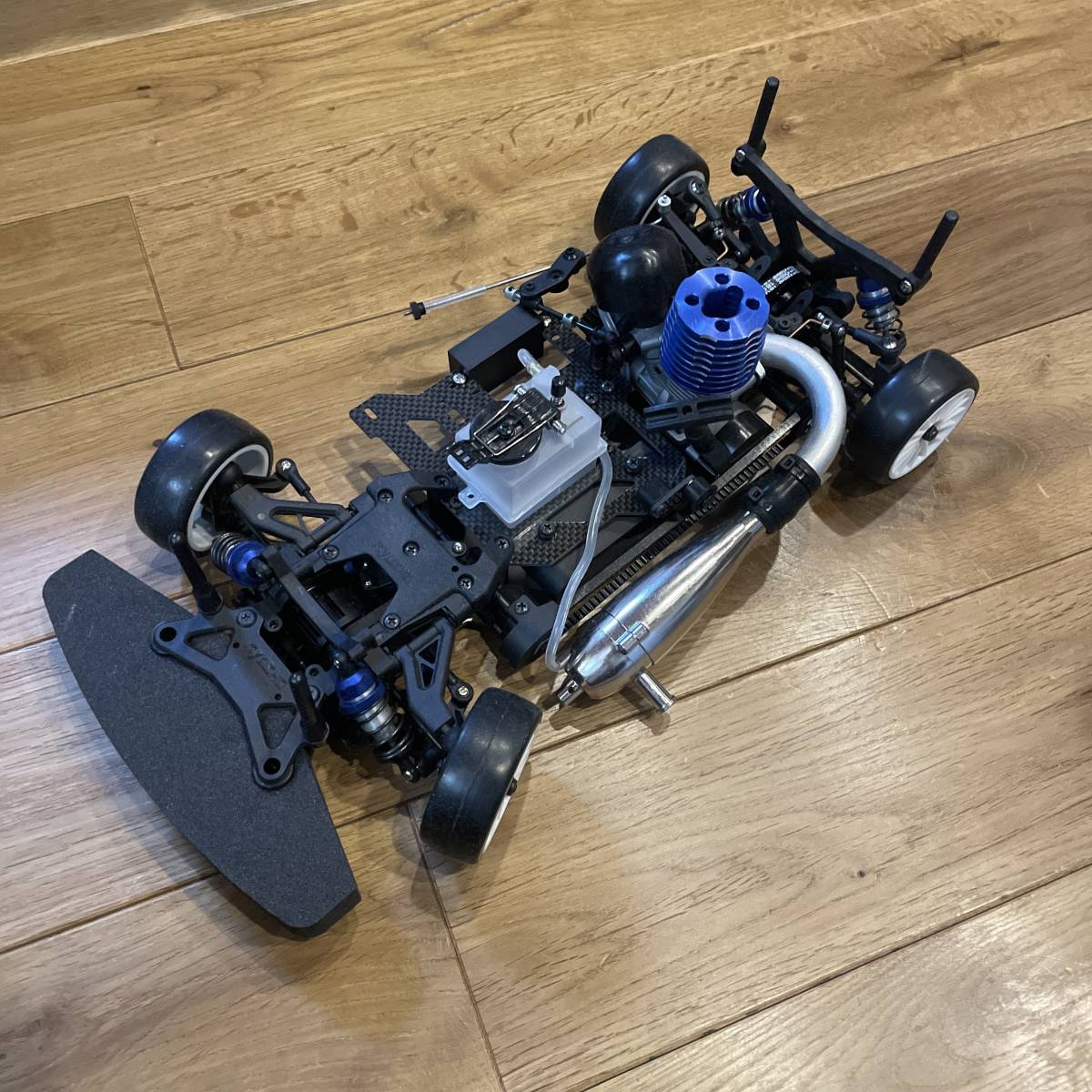 Yahoo!オークション - 京商 V-ONESⅢ エンジンカー ラジコンカー KYOSH