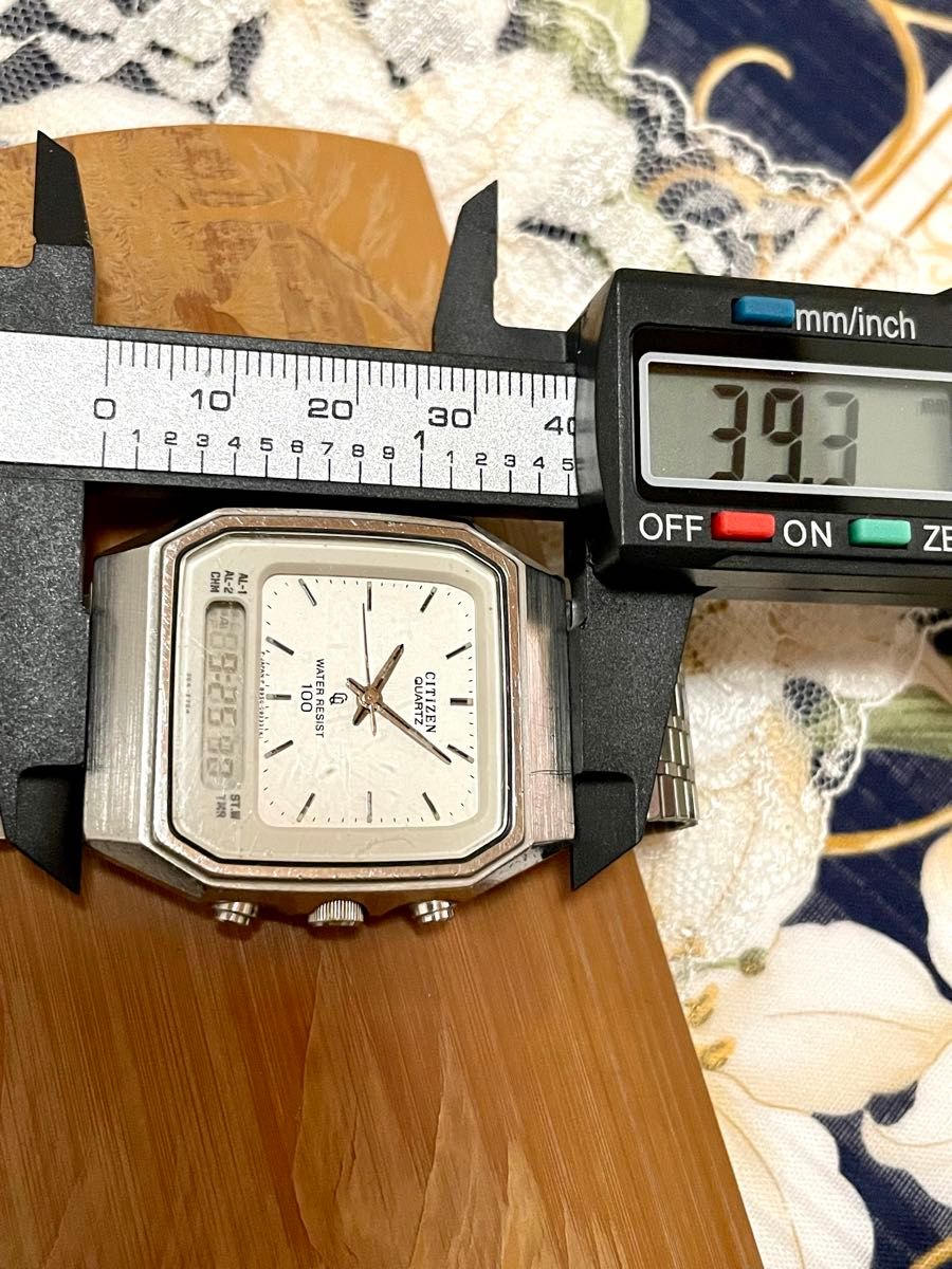 限定特価品 ランクD/稼働品]ヴィンテージ CITIZEN シチズン アナデジ