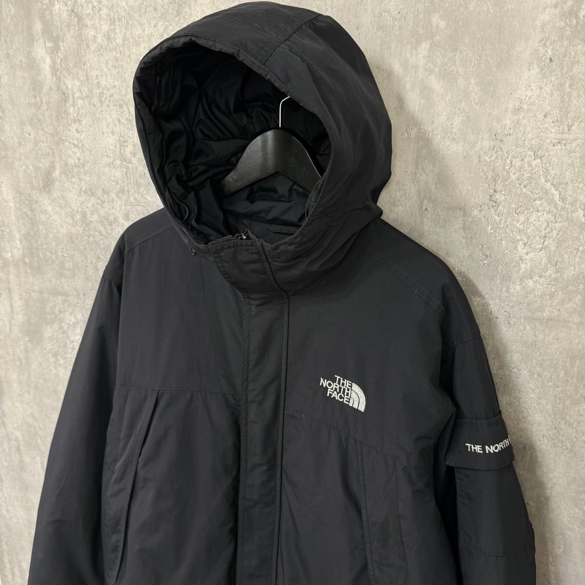ノースフェイス 袖刺繍ロゴ ダウンジャケット ブラック メンズ L PP①