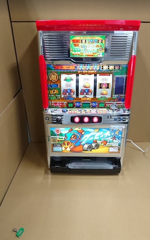 Yahoo!オークション - パチスロ 実機 サミー ダービーボーイ 4号機 レ