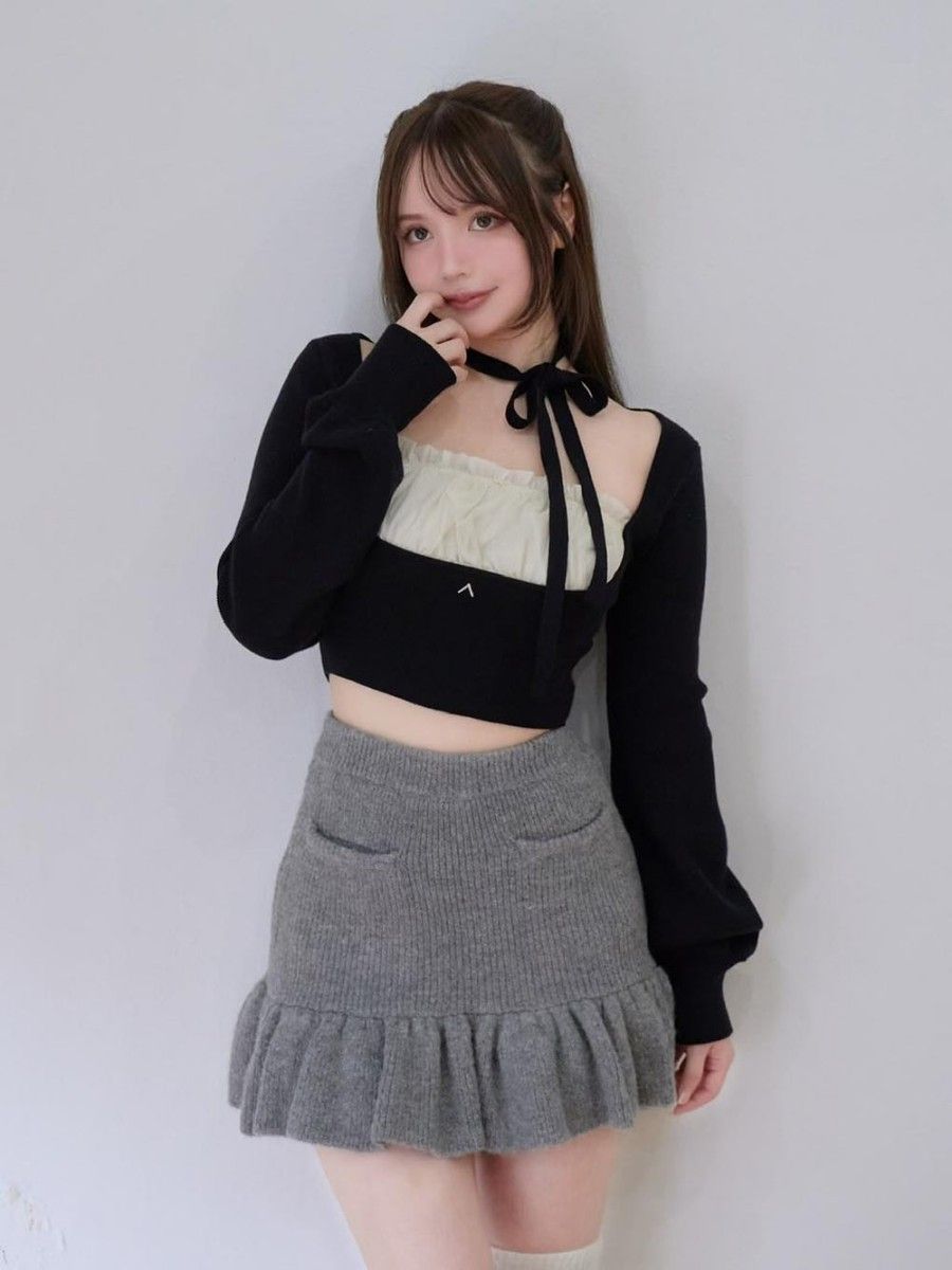 andmary Mew frill tops ブラック｜Yahoo!フリマ（旧PayPayフリマ）