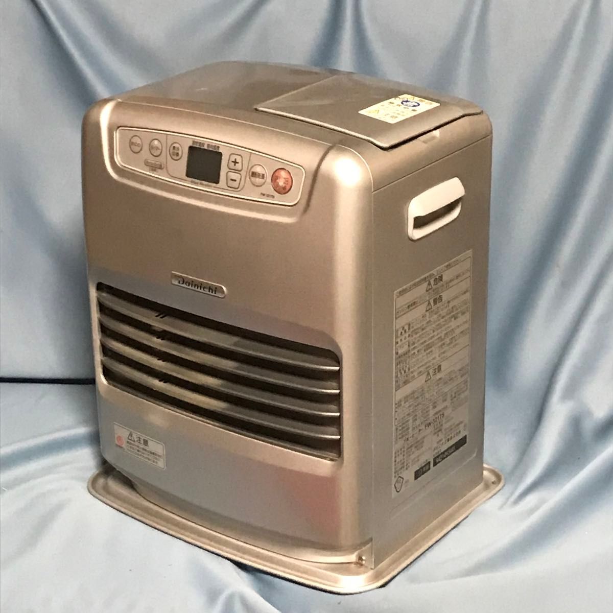 激安良品 小型ダイニチ石油ファンヒーター FW-3217S 2017年 動作確認