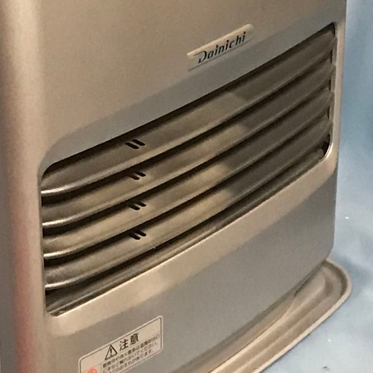 激安良品 小型ダイニチ石油ファンヒーター FW-3217S 2017年 動作確認