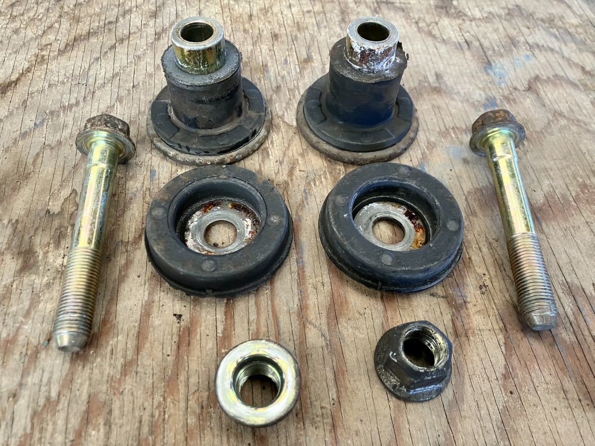 デフ 取付ボルト デフマウント 純正 C35 ローレル S14 S15 シルビア