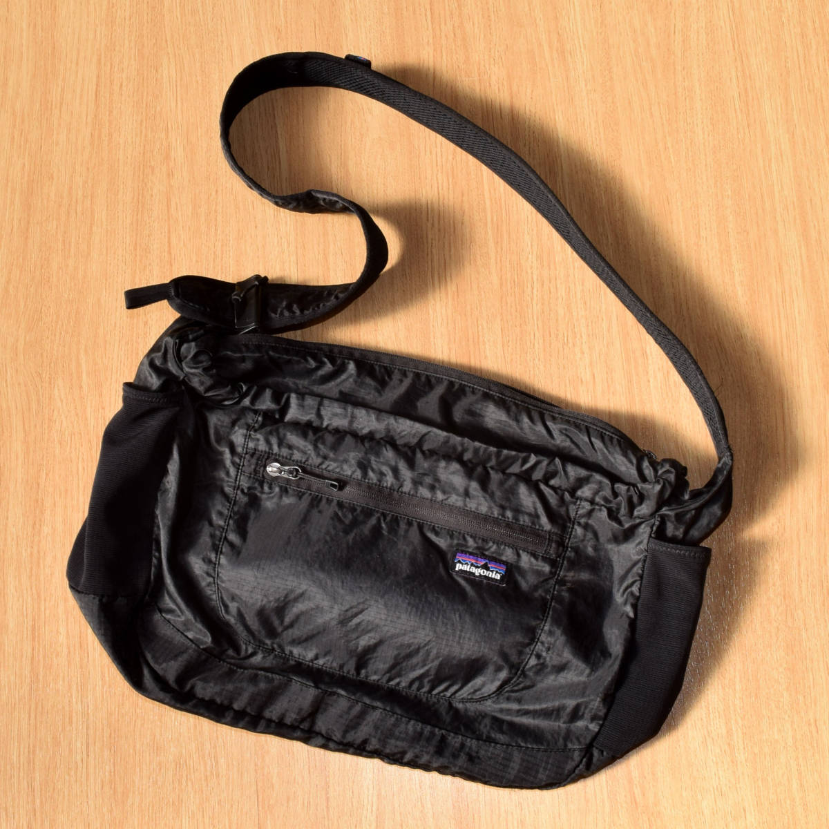 パタゴニア 軽量 ショルダーバッグ LW ライトウェイト トラベル