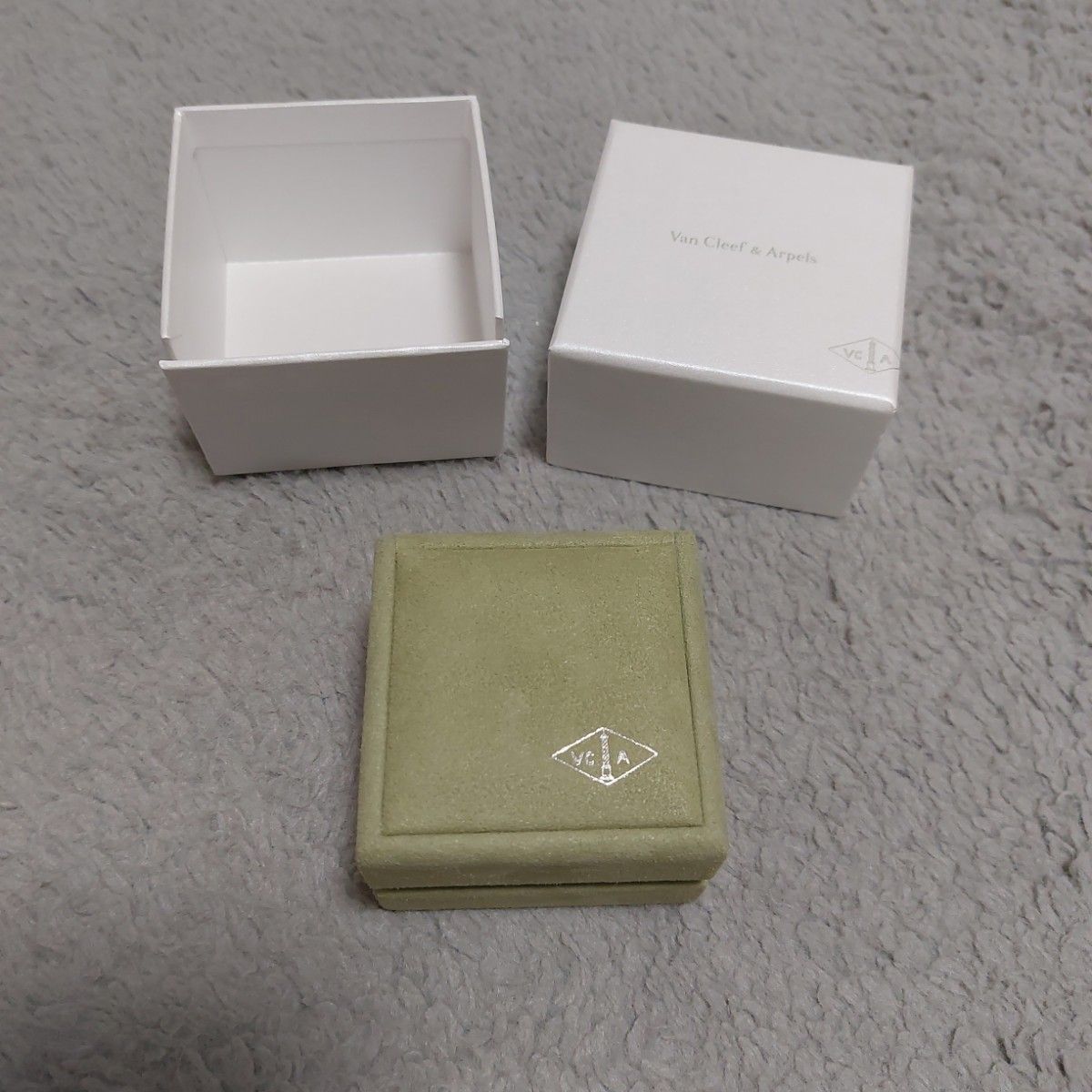 vancleef& ヴァンクリ ヴァンクリーフアンドアーペル ピアス用 箱 空箱