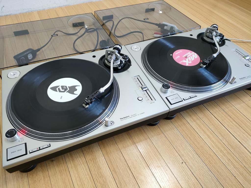 technics テクニクスSL1200MK5 ターンテーブルセット