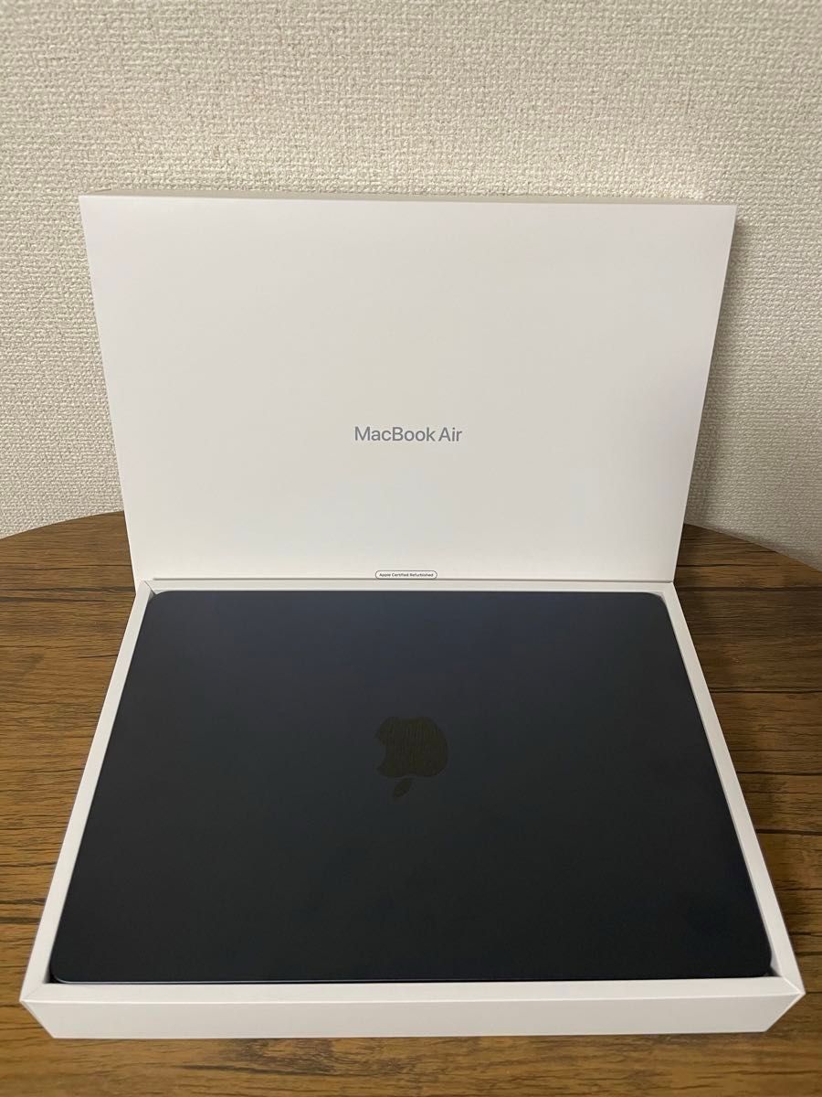 超美品】MacBook Air M2 13 6インチ SSD 256GB メモリ8GB ミッドナイト