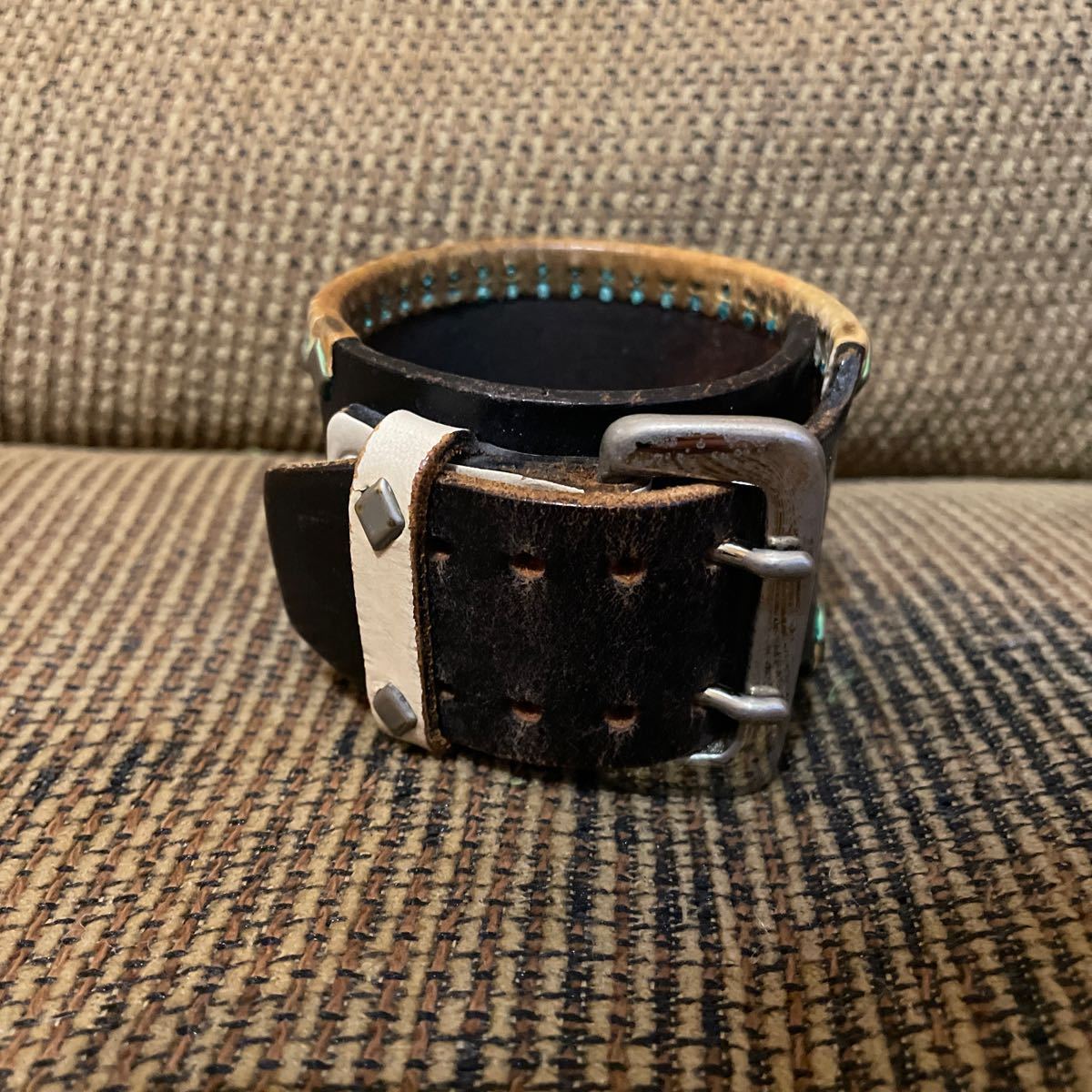 希少 初期アーカイブ『WOLF'S HEAD』50mmスタッズ付きレザー