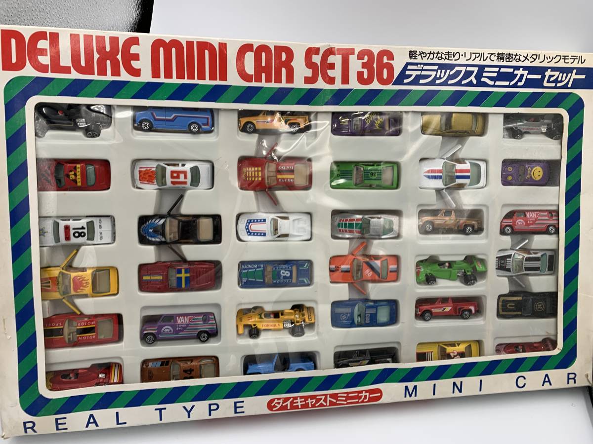 Yahoo!オークション - ミニカー未使用品 36台セット 同志社 「DELUXE