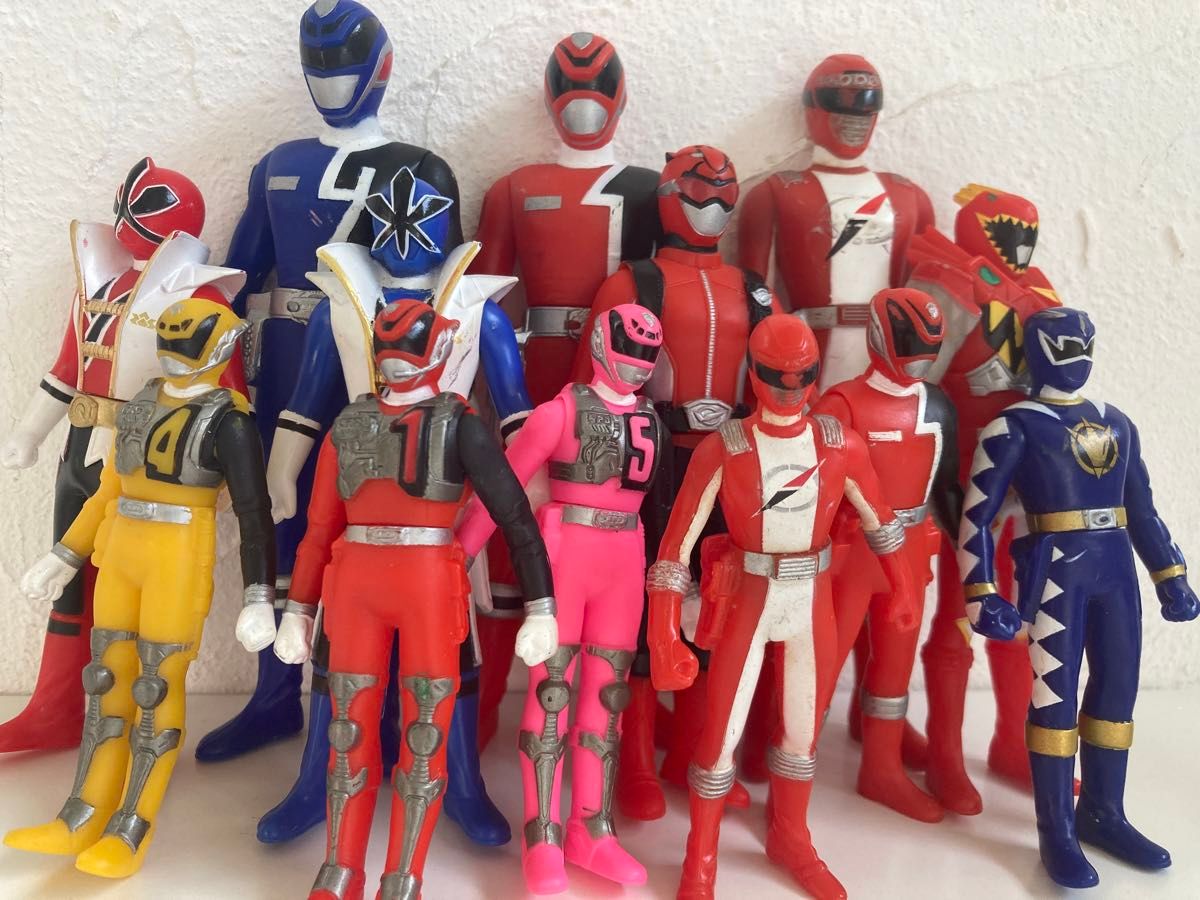 スーパー戦隊シリーズ ソフビ フィギュア まとめ売り｜Yahoo!フリマ