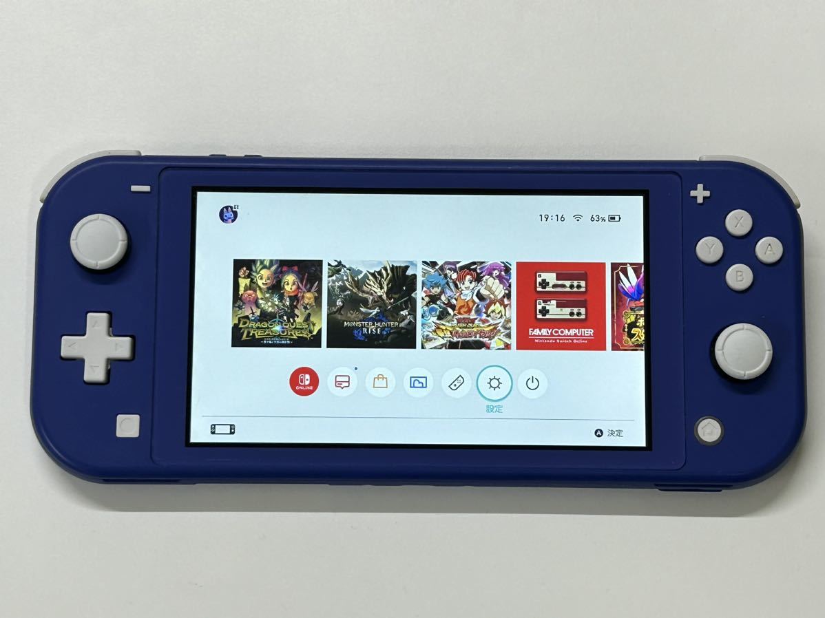 美品 ニンテンドースイッチライト ブルー 2024年製 グリップカバー付き