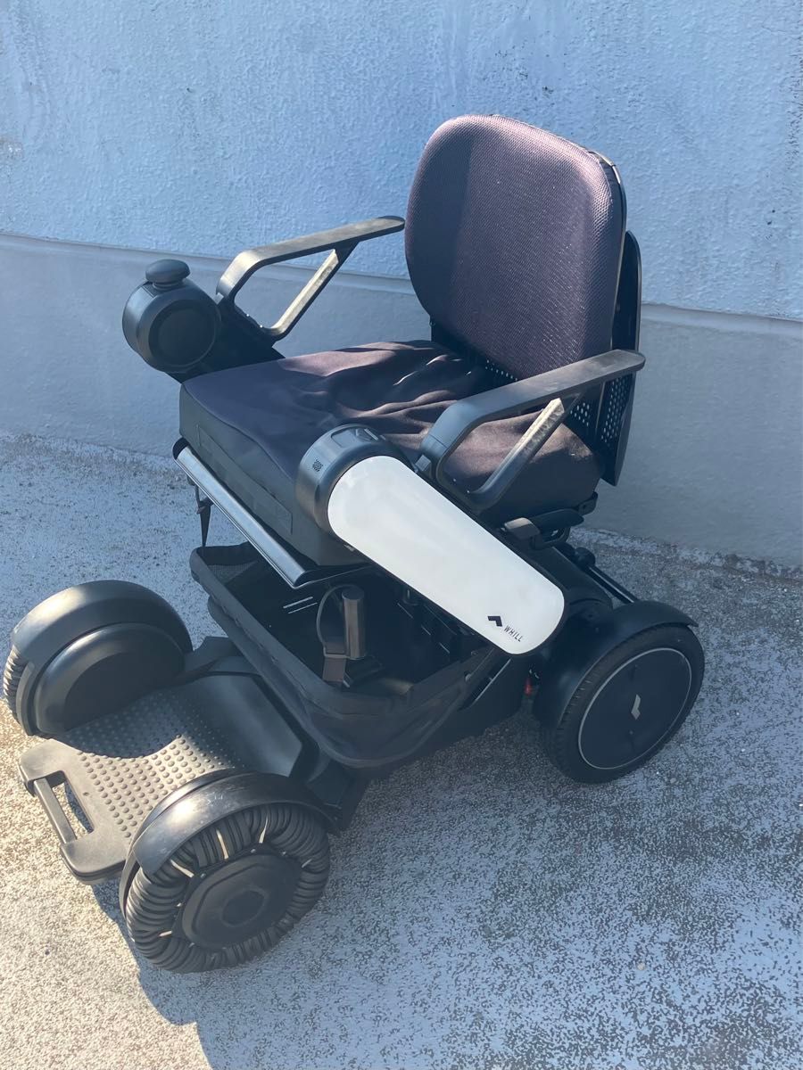 電動車椅子WHILL model-C（ウィル モデルC）ホワイト 中古品｜Yahoo