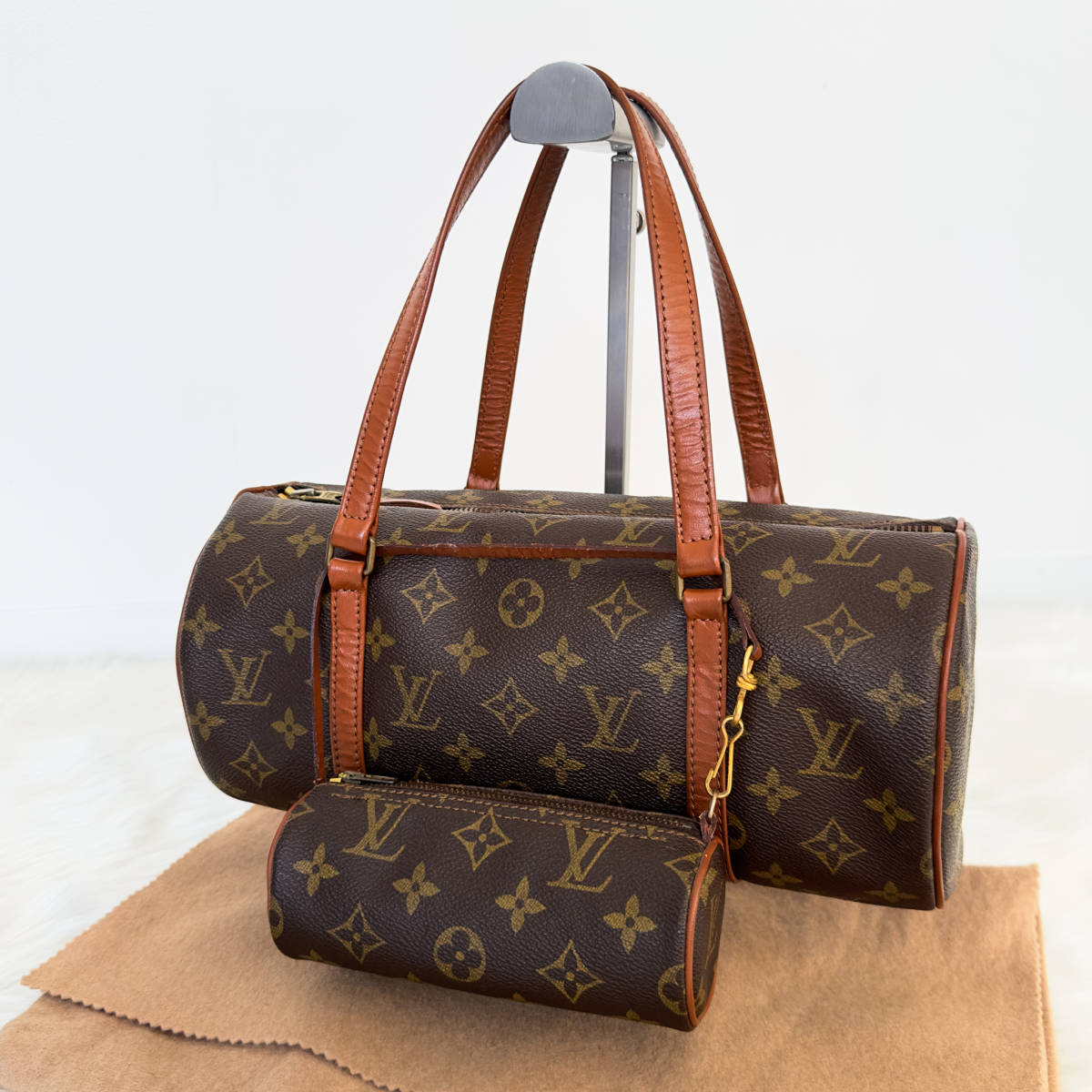 LOUIS VUITTON ルイヴィトン モノグラム パピヨン30 ハンドバッグ