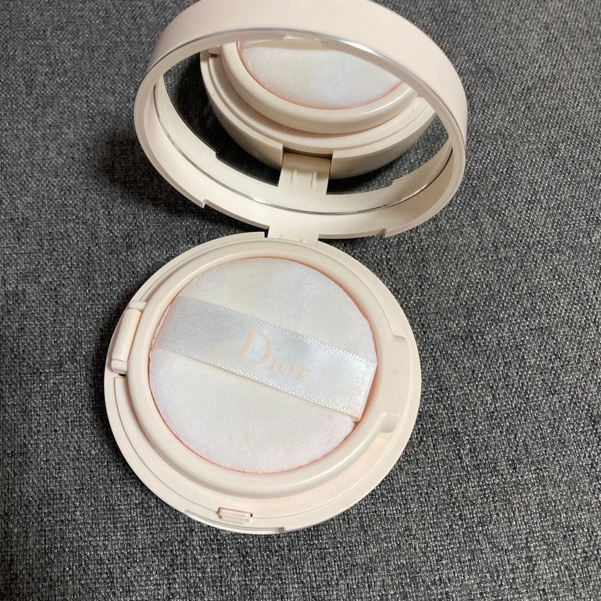 Dior ディオールスキン フォーエヴァー クッション パウダー