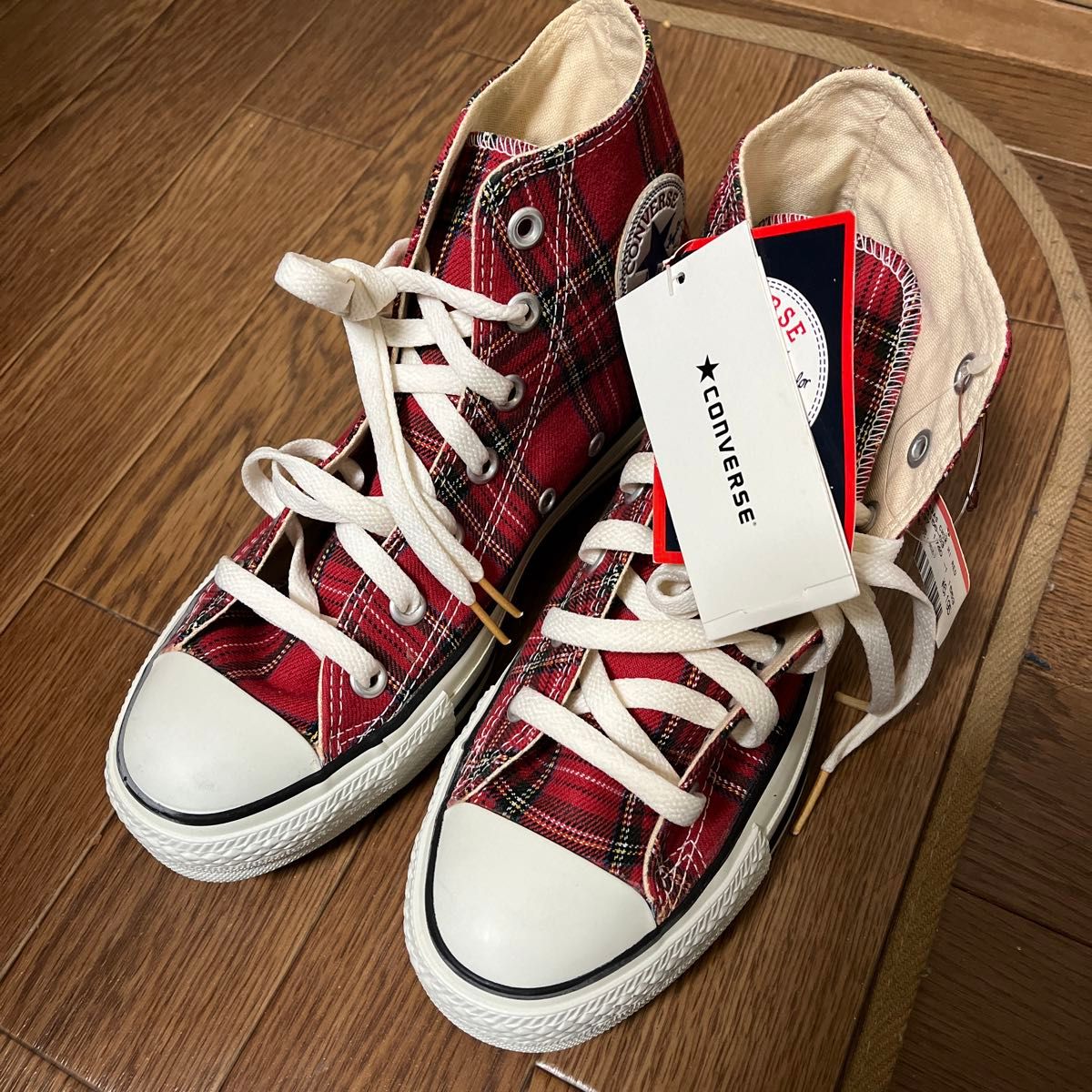 新品・タグ付 コンバース レディース スニーカー ハイカット チェック