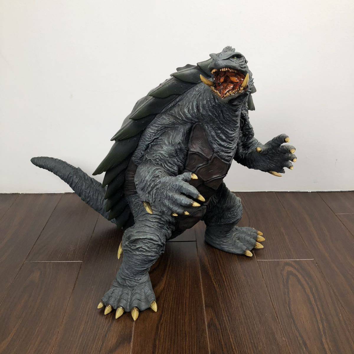 Yahoo!オークション - マックスファクトリー ガメラ3 完成品フィギュア