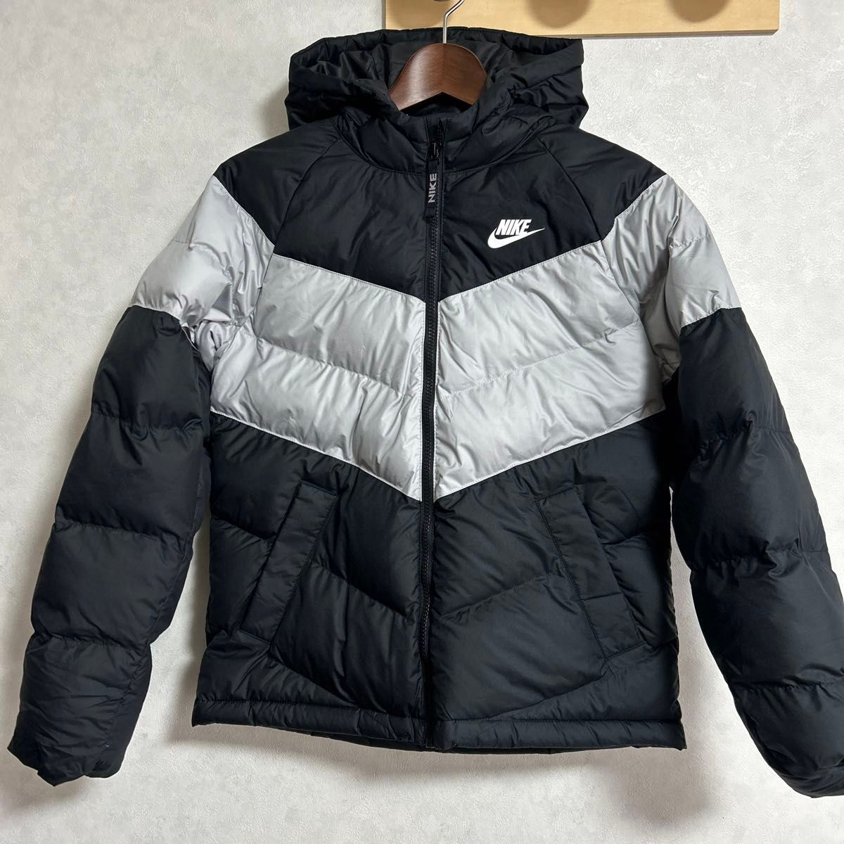 ナイキ シンセティックフィル フーデッド 中綿ジャケット 160｜Yahoo