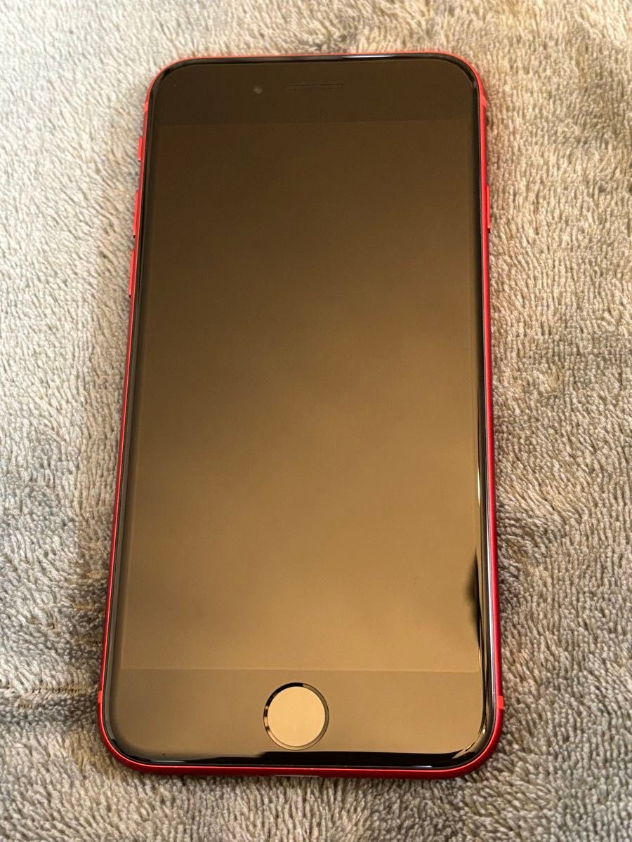 iPhone8 64GB レッド SIMフリー 本体＋箱 背面IPhone の文字上に小さな