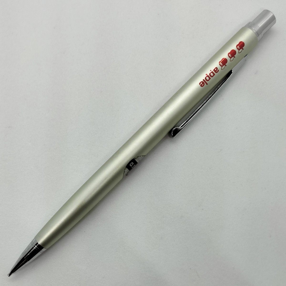 三菱鉛筆 MITSUBISHI ユニ uni シャープペンシル リンゴ柄 ニュー