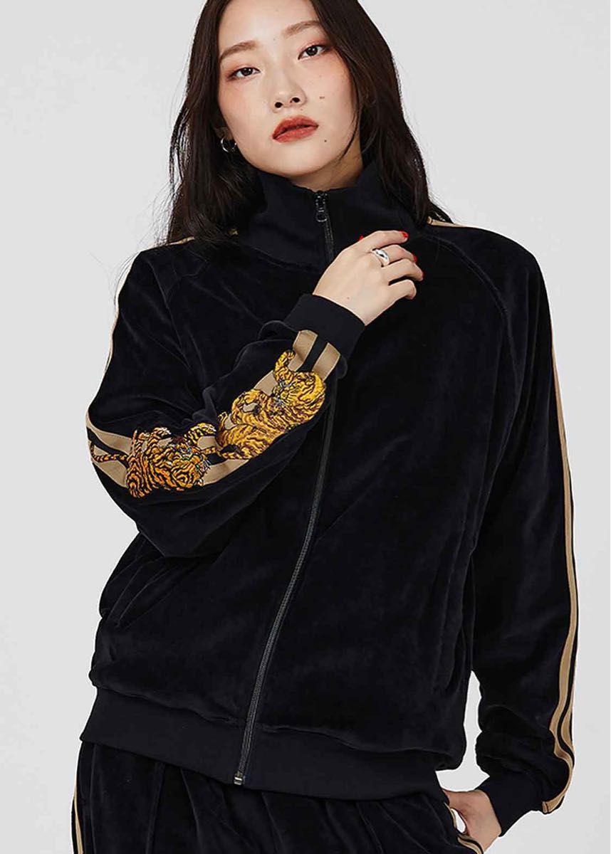 graniph 石黒亜矢子 バターの虎 ベロアトラックジャケット｜Yahoo