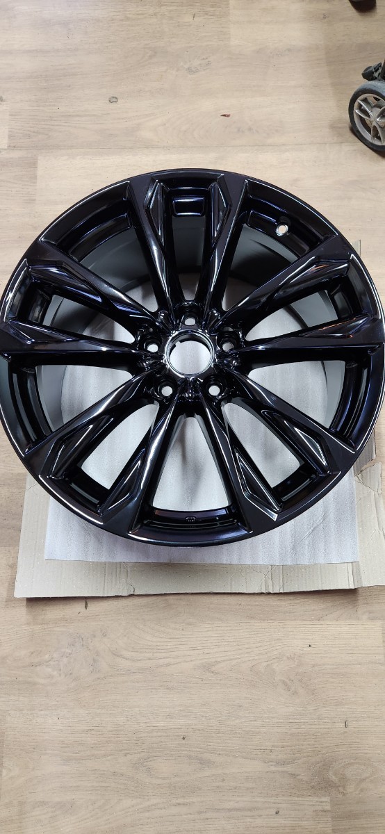 レクサス 現行 IS Fスポーツ 純正 19インチ 黒塗装品 2本 美品 アルミ