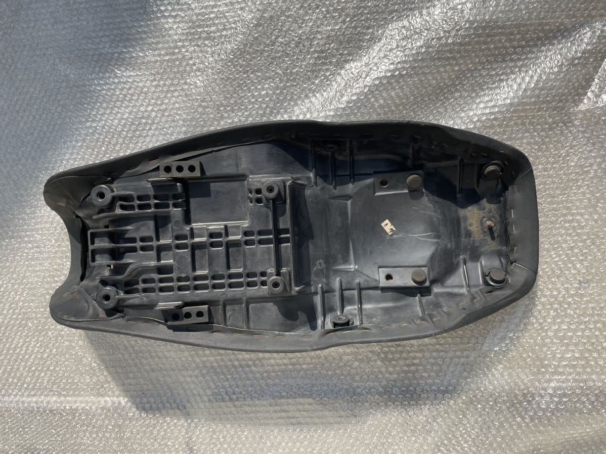 送料無料 ホンダ 純正シート FTR223 シート 黒 当時物 破れ無し 純正
