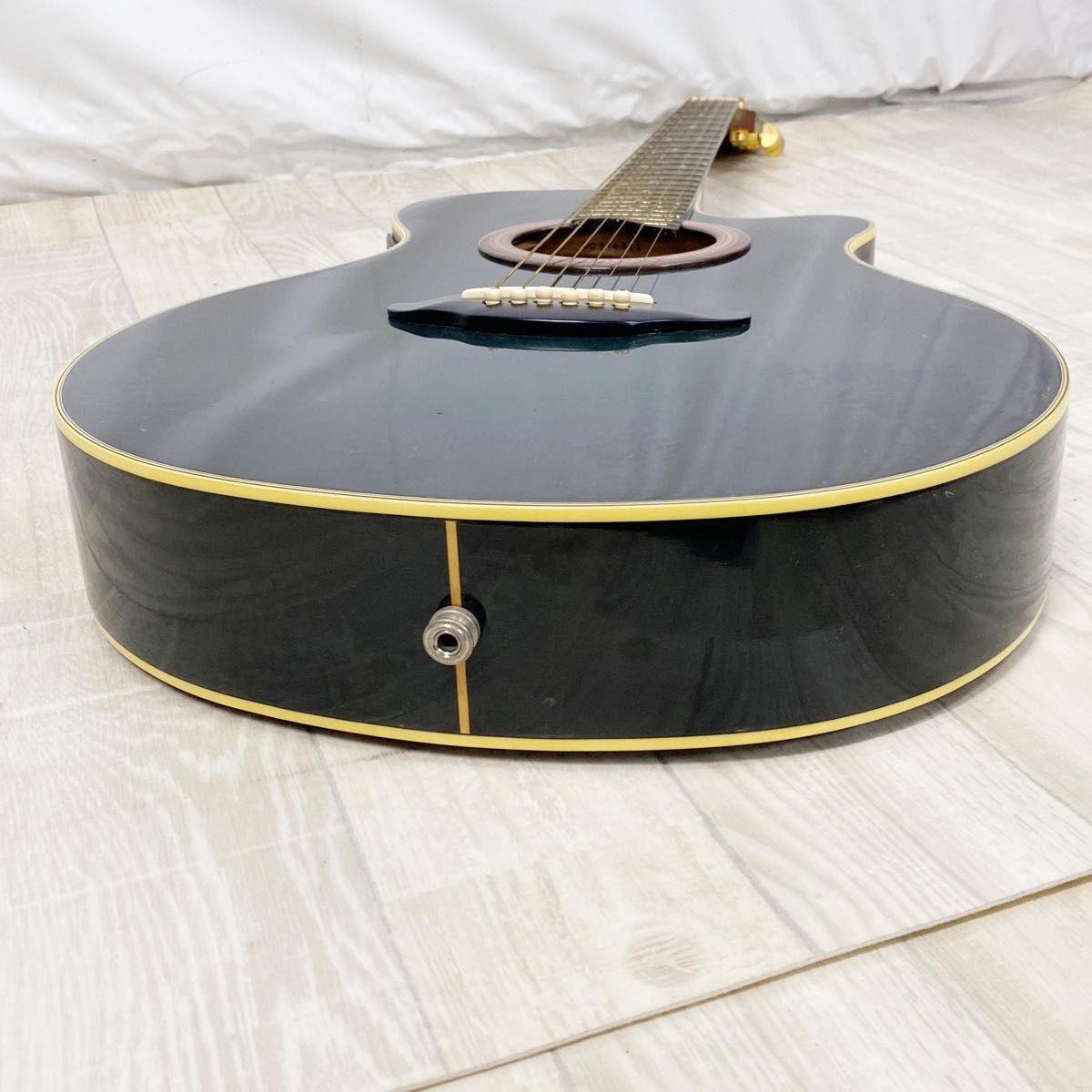 YAMAHA APX-6A ヤマハ エレアコースティックギター ハードケース付