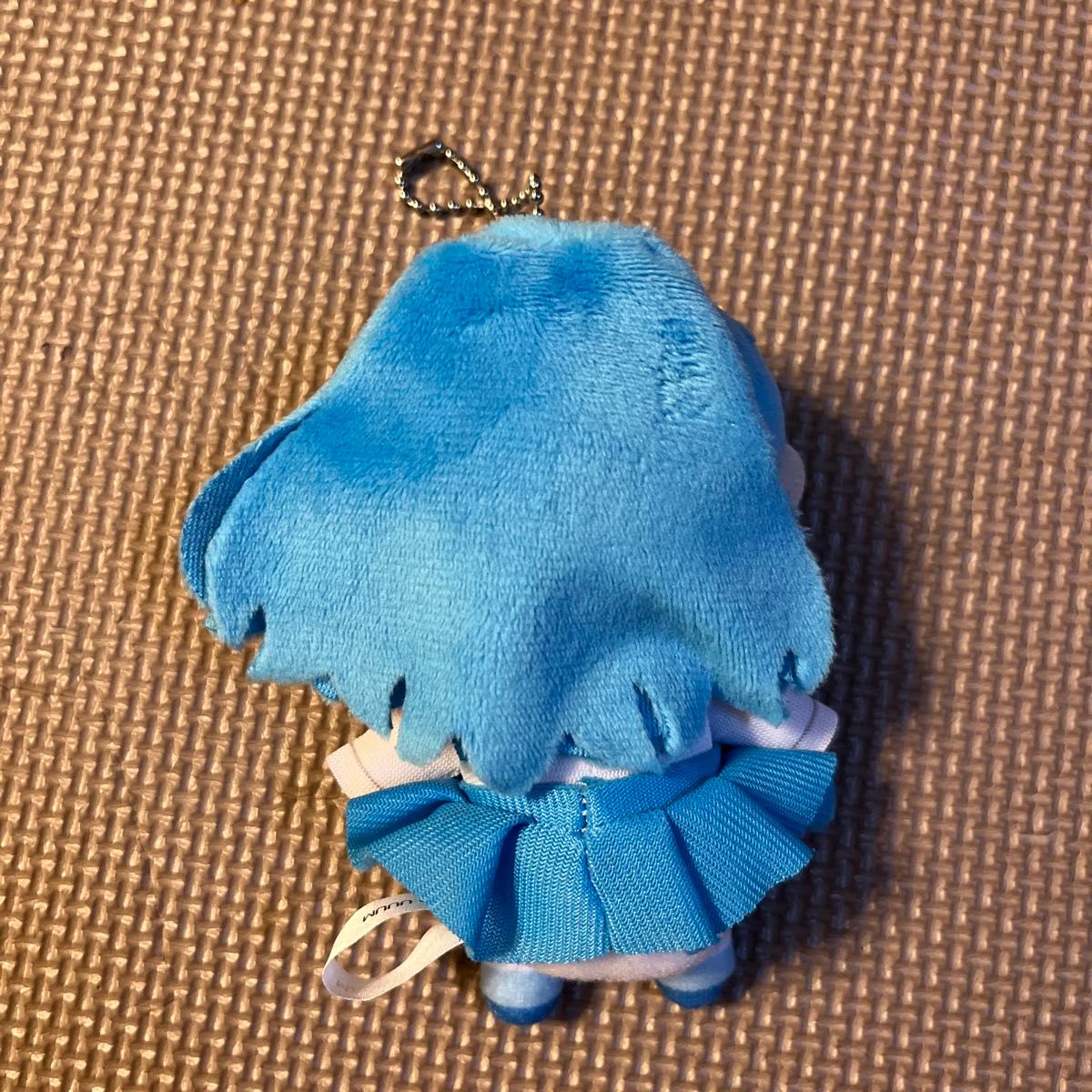 カラフルピーチ マスコットキーチェーン アニメイト ぬいぐるみ るな