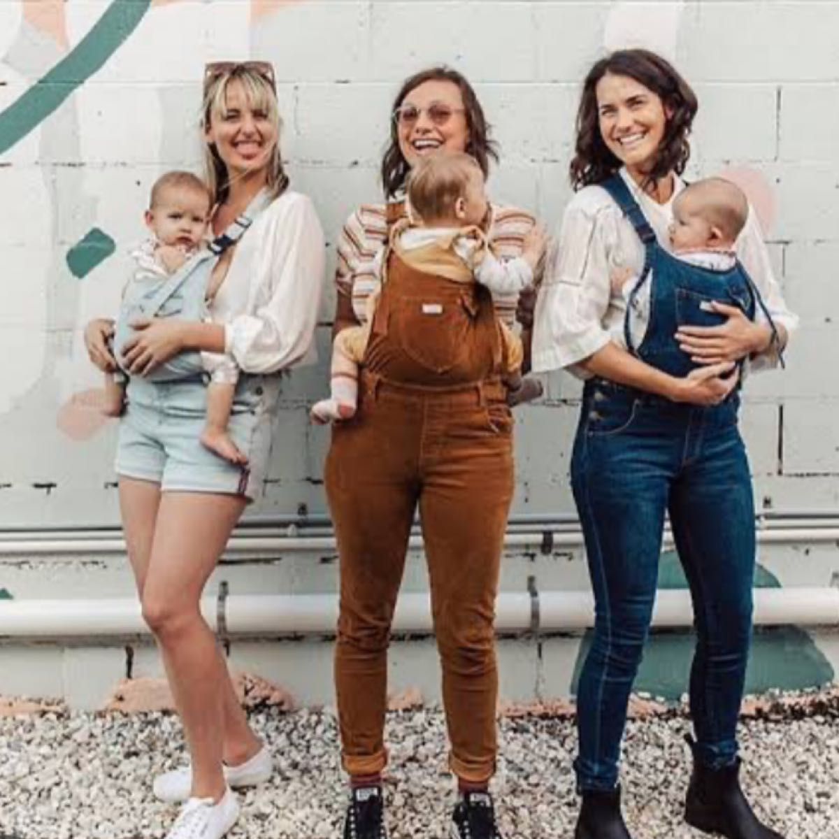 着る抱っこ紐 マムジー the rompaz 抱っこ紐 オーバーオール ジーンズ