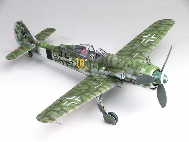 Yahoo!オークション - （完成品）1/48 フォッケウルフ Fw190 D-13/R-11