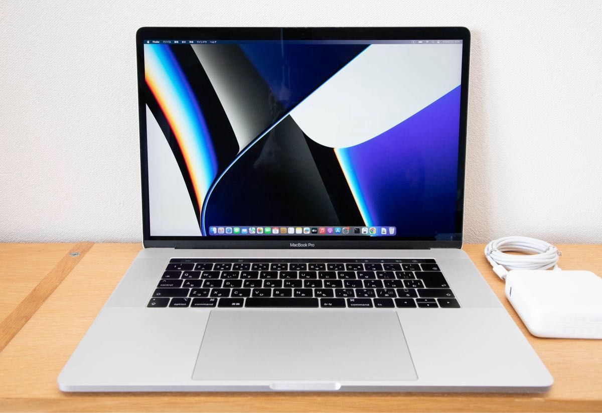 美品 MacBook Pro 15 2018年モデル i7/32GB/256GB｜Yahoo!フリマ（旧