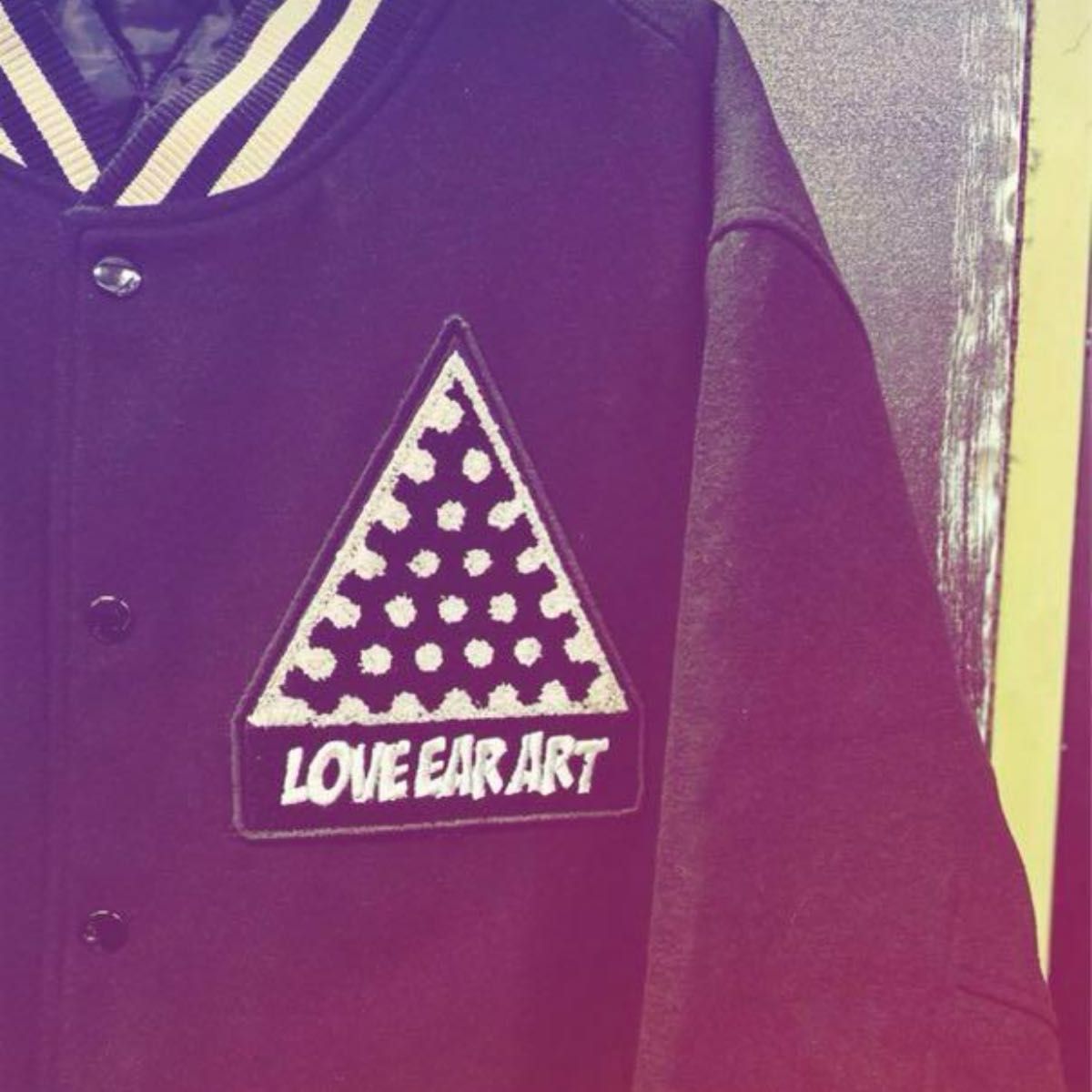 美品 loveearart 木村拓哉着用 ラブイヤーアート スタジャン XLサイズ