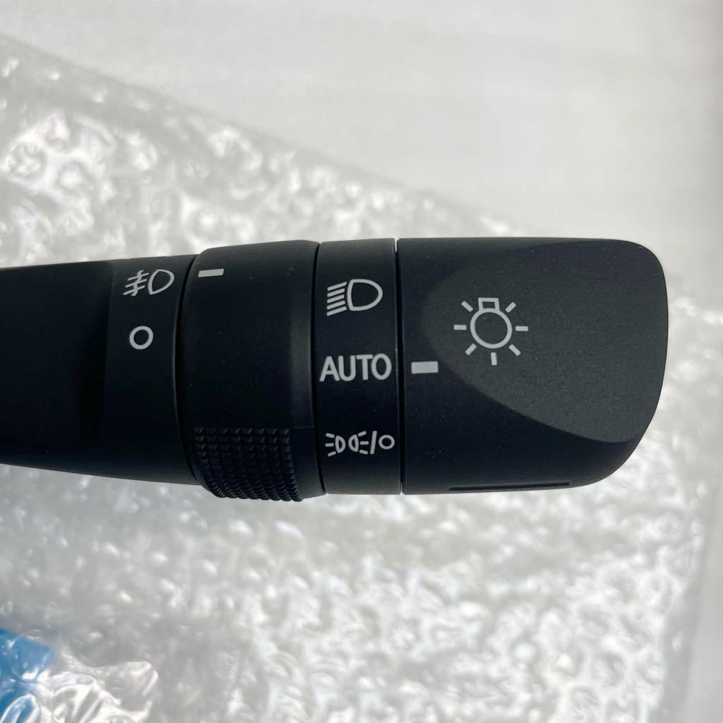 新品 トヨタ純正 200系 ハイエース 6型〜 フォグランプ付き用 ディマー