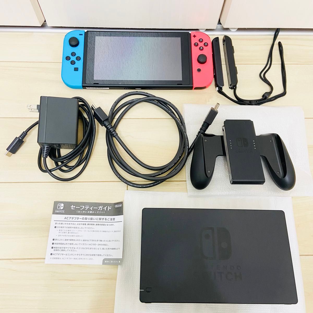 未使用に近い】バッテリー強化版 ニンテンドースイッチ NINTENDO