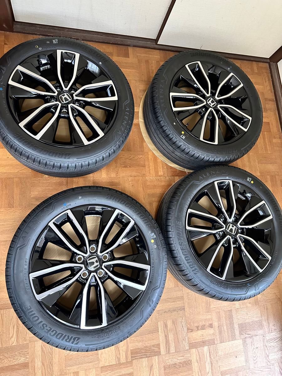 ホンダ 新型ヴェゼル VEZEL RV系 ホイールタイヤセット 新車外し 18