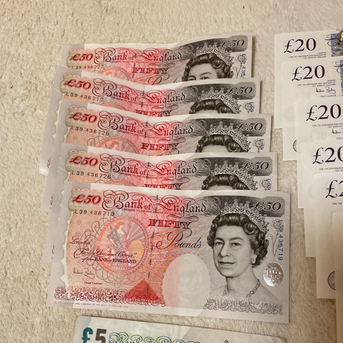 イギリス 旧紙幣 合計390ポンド 50ポンド紙幣 5枚 20ポンド紙幣 6枚 10