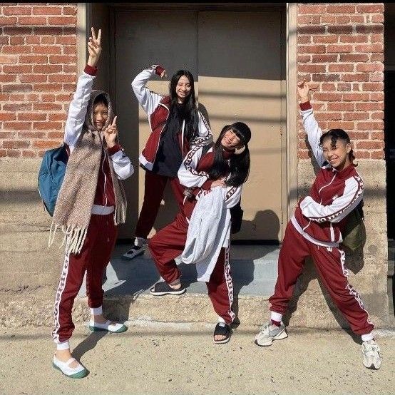 新しい学校のリーダーズ ジャージ 朱色 上下セット Lサイズ 男女