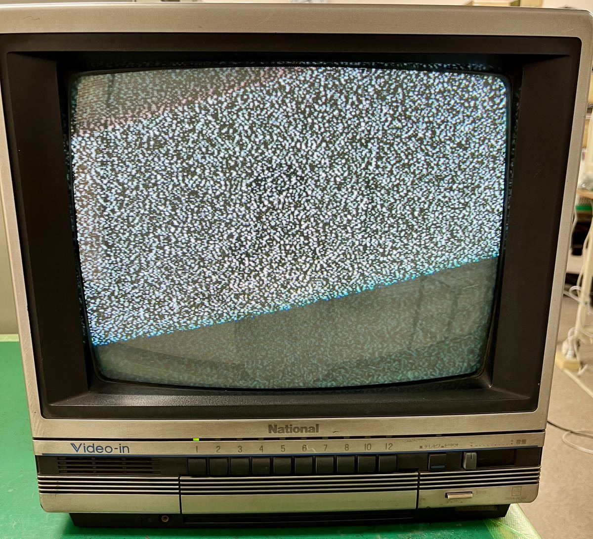 Yahoo!オークション - National ブラウン管テレビTH14-N38V 14型