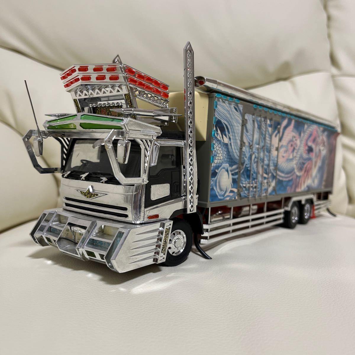 Yahoo!オークション - ジャンク 改造ベース アオシマ 1/32 いすゞギガ