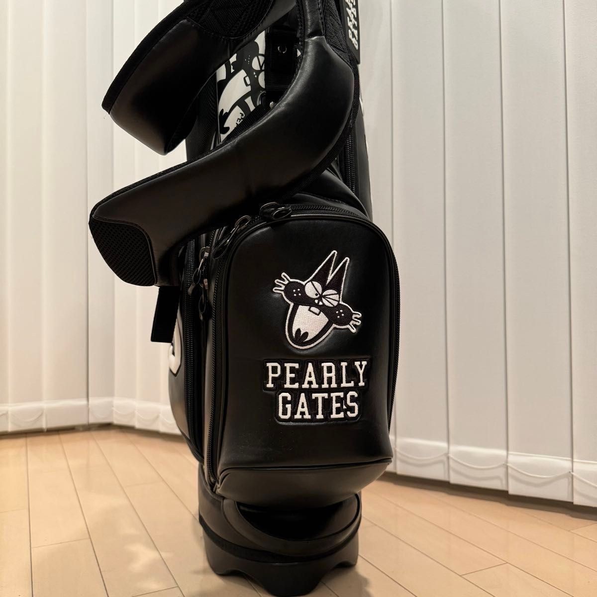 超美品・入手困難」ニャロメ キャディバッグ 完売品 パーリーゲイツ