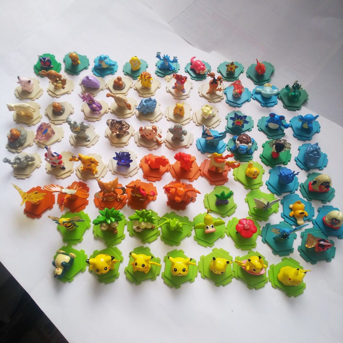 ポケモンフィギュア初期72種類台座付き｜Yahoo!フリマ（旧PayPayフリマ）