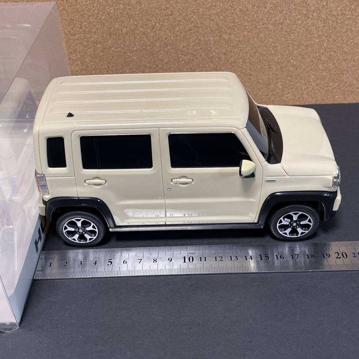 匿名取引・送料無料 スズキ 新型 ハスラー 非売品 1/18 ミニカー