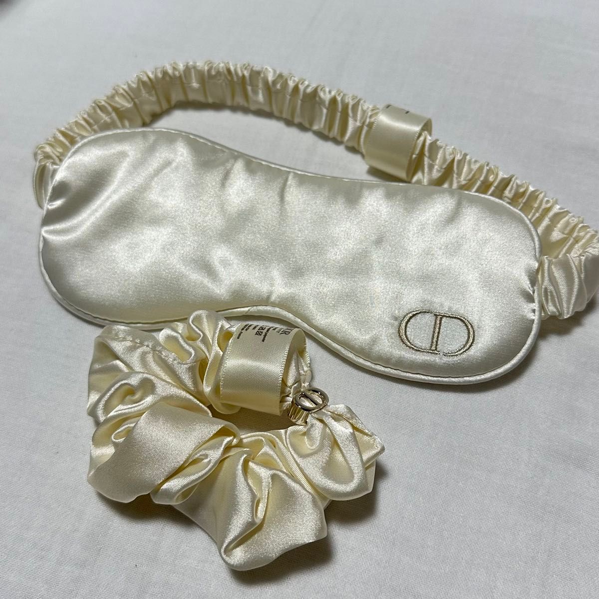 Christian Dior ディオール ノベルティ バニティポーチ シュシュ アイ